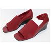 Image 1 : JESSICA  SZ 7 1/2" WOMANS RED PAULETTE SHOES