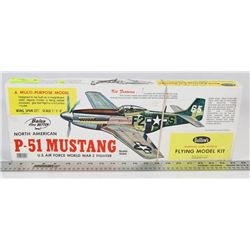 VINTAGE BOXED P-51 MUSTANG WORLD WAR II MODEL