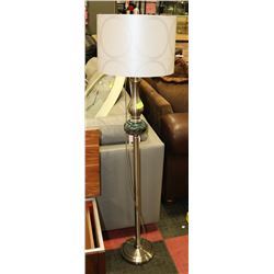 SHOW HOME FLOOR LAMP