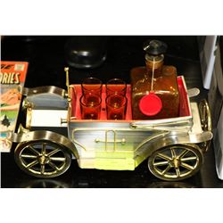 VINTAGE MUSICAL CAR DECANTER