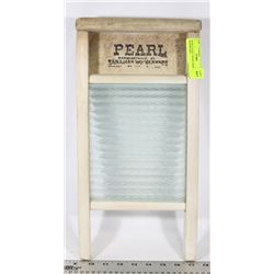 PEARL GLASS UNDERGARMET WASHBOARD