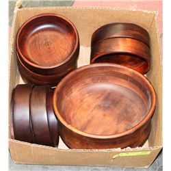 BOX OF WOOD SALAD BOWL AND SERVING DISHES