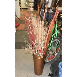 METAL DECORATIVE BUCKET WITH ARTIFICIAL FOLIAGE