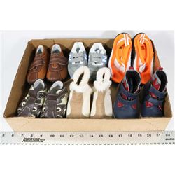 FLAT OF 6 CHILDRENS SHOES