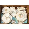 Image 1 : 58 PIECE REGENCY CHINA SET