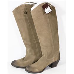 NEW GENUINE 1976 GENUINE LEATHER BOOTS SIZE 8