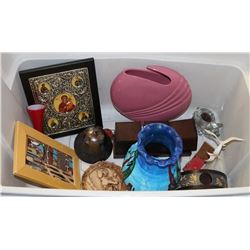 LOT OF ASSORTED SHOWHOME PICTURES, STONES AND MORE