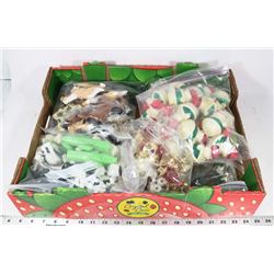 LARGE FLAT OF VINTAGE LIGHTS