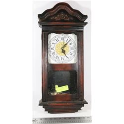 PENDLUM WALL CLOCK