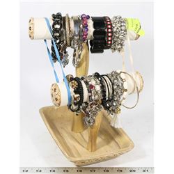LOT OF 21 FASHION BRACELETS & STAND INCLUDES: