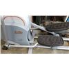 Image 2 : IGNITE 2820 ELIPTICAL TRAINER WITH CHARGER, WORKING