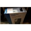 Image 2 : NEW IN BOX 7-FIN OIL FILLED RADIATOR UBERHAUS