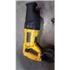 Image 2 : DEWALT RECIPROCATING SAW