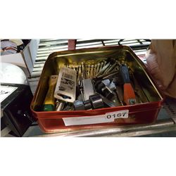 TRAY OF HAND TOOLS