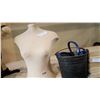 Image 1 : FEMALE MANNEQUIN TORSO BUCKET W/ JUMPER CABLES
