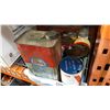 Image 2 : LOT OF VINTAGE OIL TINS AND MORE