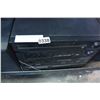 Image 2 : LLOYDS COMPACT DISC STEREO