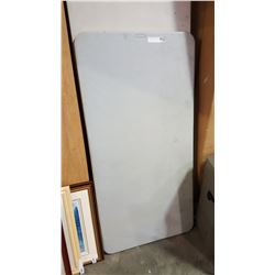 5FT FOLDING MARKET TABLE