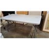 Image 2 : 5FT FOLDING MARKET TABLE