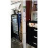 Image 1 : NEW GENIUS RETRACTABLE SCREEN DOOR