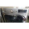 Image 2 : LG DIRECT DRIVE WITH STEAM FRONTLOAD WASHER AND DRYER WITH PEDESTALS