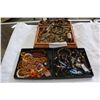 Image 1 : 3 TRAYS OF JEWELRY