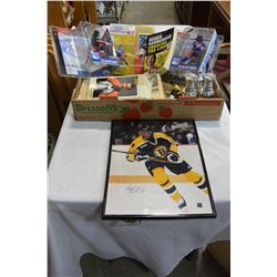 TRAY HOCKEY MEMORBILIA AND HOCKEY NEWS PAPER