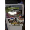 Image 3 : 2 BARBIES AND 2 MODEL CARS