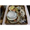 Image 2 : TRAY OF COLLECTIBLE CHINA AND TEAPOT ETC