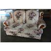 Image 1 : FABRIC FLORAL SOFA