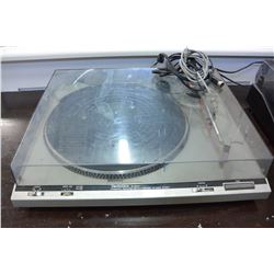 TECHNICS SL-B200 AUTOMATIC RECORD PLAYER
