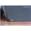 Image 2 : VESTAX PCV175 PROFESSIONAL MIXING CONTROLLER AND JBL SPEAKER