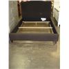 Image 2 : NEW ASHLEY CONTEMPORARY GREY FABRIC QUEENSIZE PLATFORM BEDFRAME WITH NAILHEAD ACCENT,RETAIL $ 1199 B