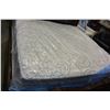 Image 1 : BEAUTYREST KINGSIZE FLOOR MODEL MATRESS WITH PILLOW TOP