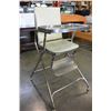 Image 2 : RETRO FOLDING BABY HIGH CHAIR