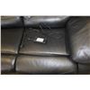 Image 5 : BLACK LEATHER ELECTRIC RECLINER SOFA