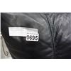 Image 2 : BLACK LEATHER SOFA