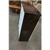 Image 2 : MODERN WHITE DOOR CUPBOARD