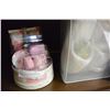 Image 2 : BEAUTY PRODUCT GIDT PACK AND SLIPPER GIFT PACK