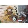 Image 1 : UNITED BOAT CLOCK AND WOOD TRAIN