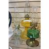 Image 2 : 3 OIL LANTERNS