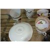 Image 2 : 10 ENGLISH CUPS AND SAUCERS