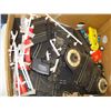 Image 2 : ELDON SLOT CAR TRACK AND CARS