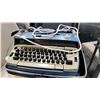 Image 2 : SMITH CORONA ELECTRA 110 TYPEWRITER WITH JEWELED ESCAPEMENT