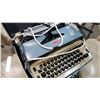 Image 3 : SMITH CORONA ELECTRA 110 TYPEWRITER WITH JEWELED ESCAPEMENT