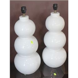 LOT OF 2 WHITE DECORATIVE CERAMIC LAMPS - NO SHADE
