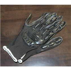 IMPACT & CUT RESISTANT  L  GLOVES - LOT OF 6