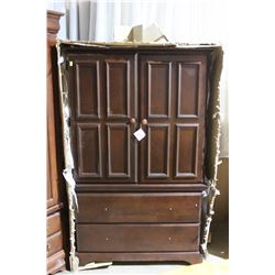 SAXON ARMOIRE