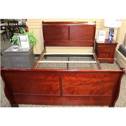 CHERRY BRYLEE TWIN SLEIGH BED