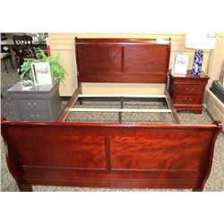 CHERRY BRYLEE KING SLEIGH BED